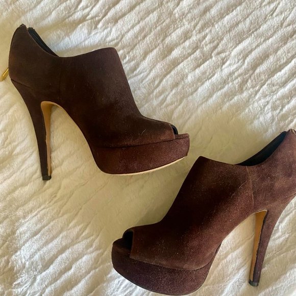 Vince Camuto Shoes - Vince Camuto Suede HIgh heel; Brown Size 6